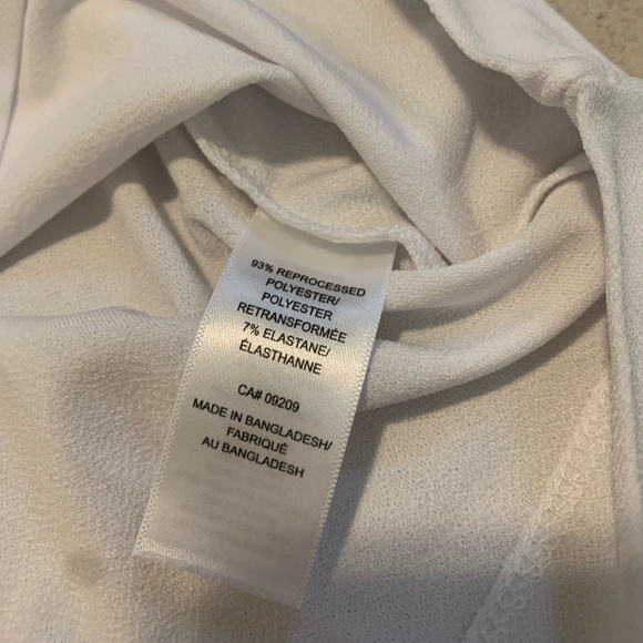 Cleo White V-Neck Sleeveless Top - Size Small (S/P) - Picture 4 of 5